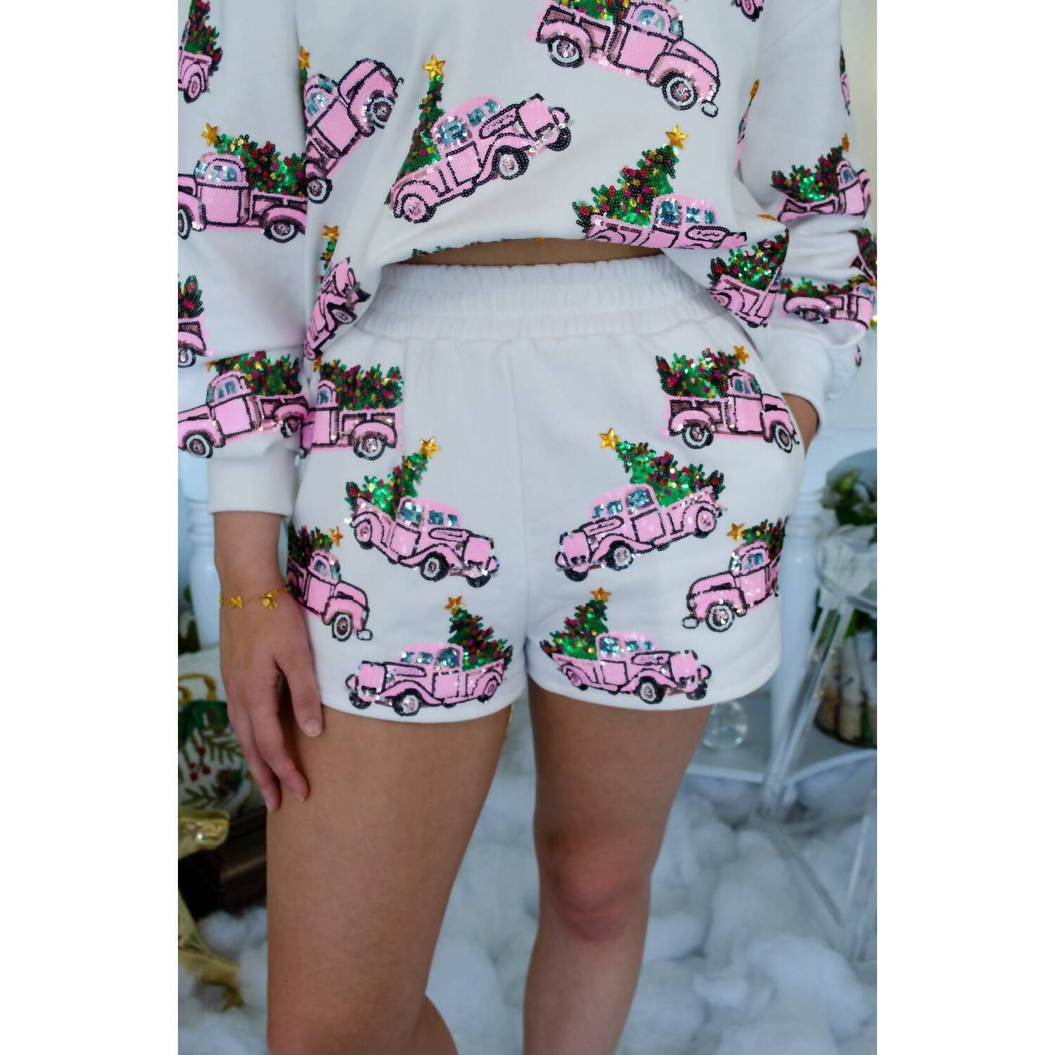 New Queen Of Sparkles Truck With Christmas Tree Shorts In White